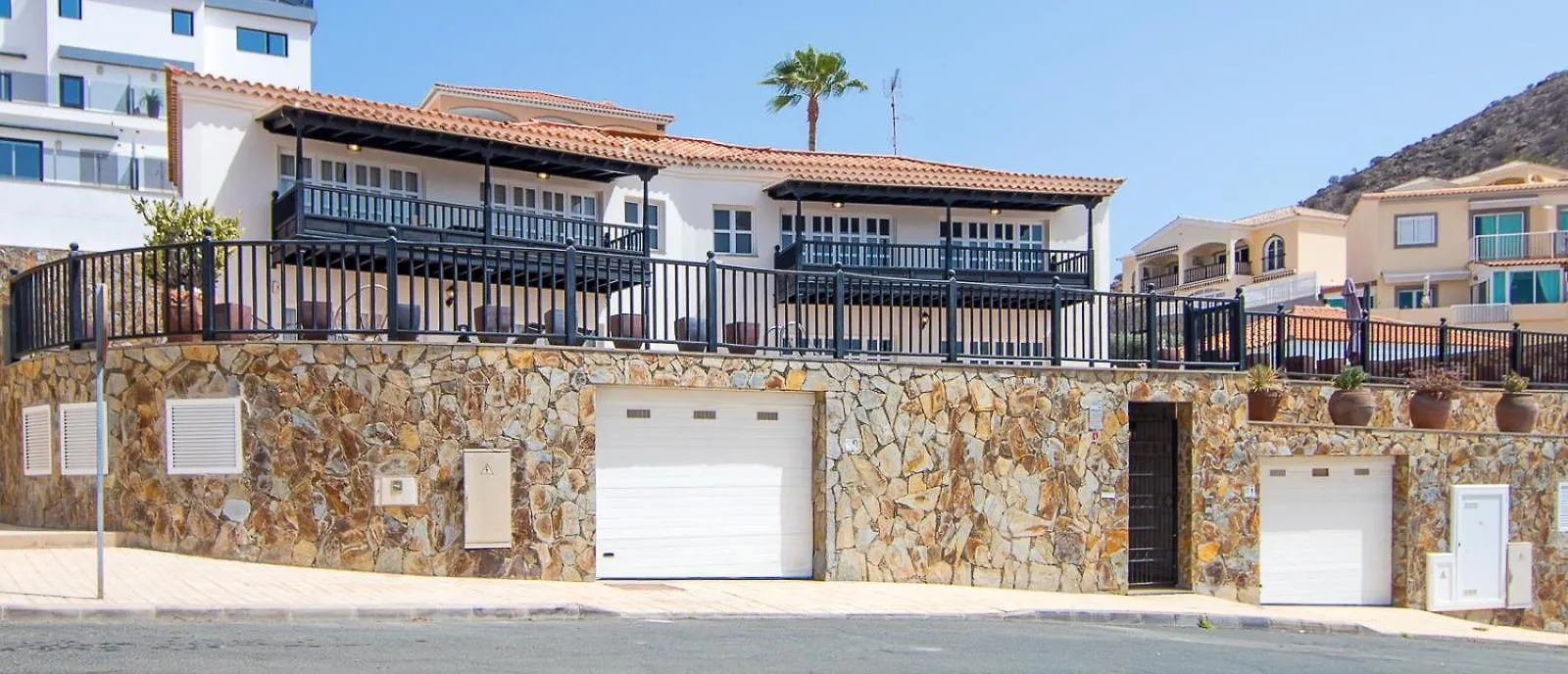 Arguineguin Magnificent 5-Star Very Large Luxury Villa Sea View Jacuzzi And Heated Pool