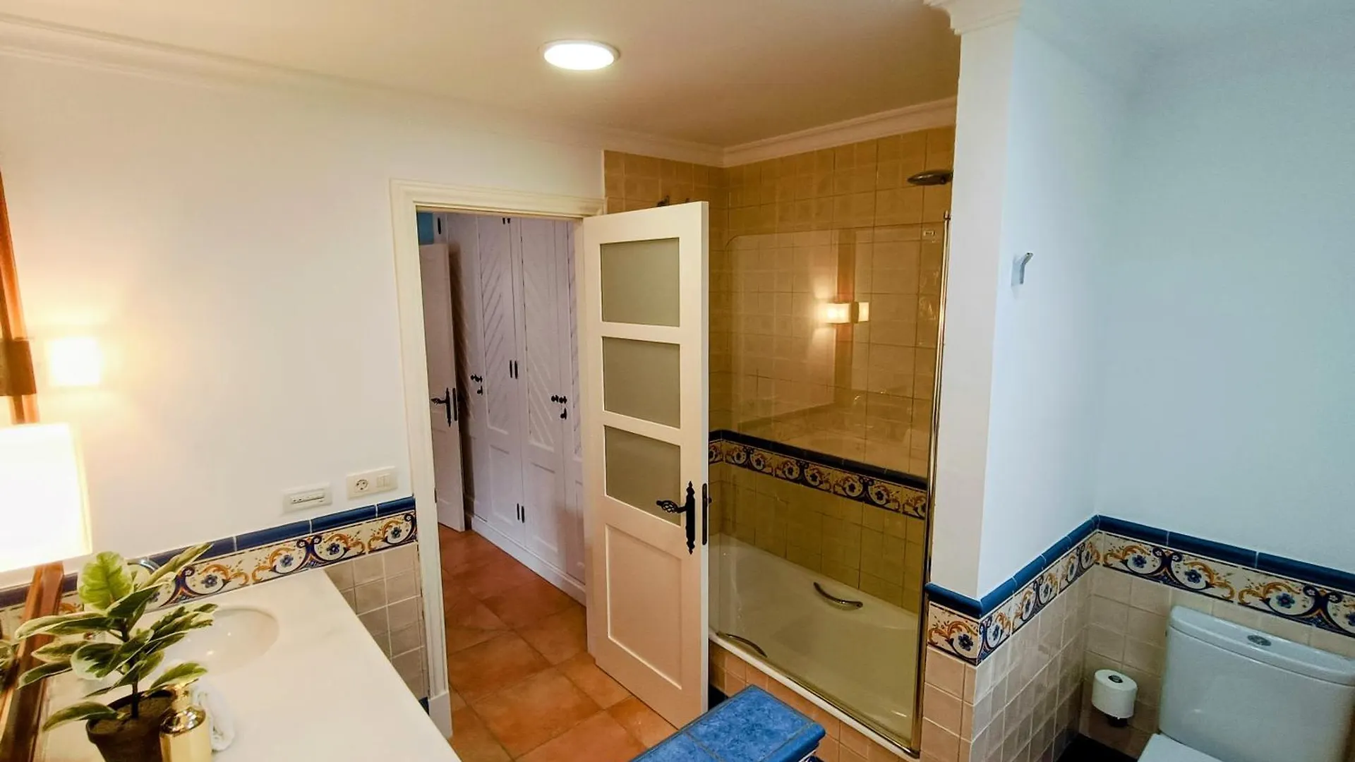 Arguineguin Magnificent 5-Star Very Large Luxury Villa Sea View Jacuzzi And Heated Pool ספרד