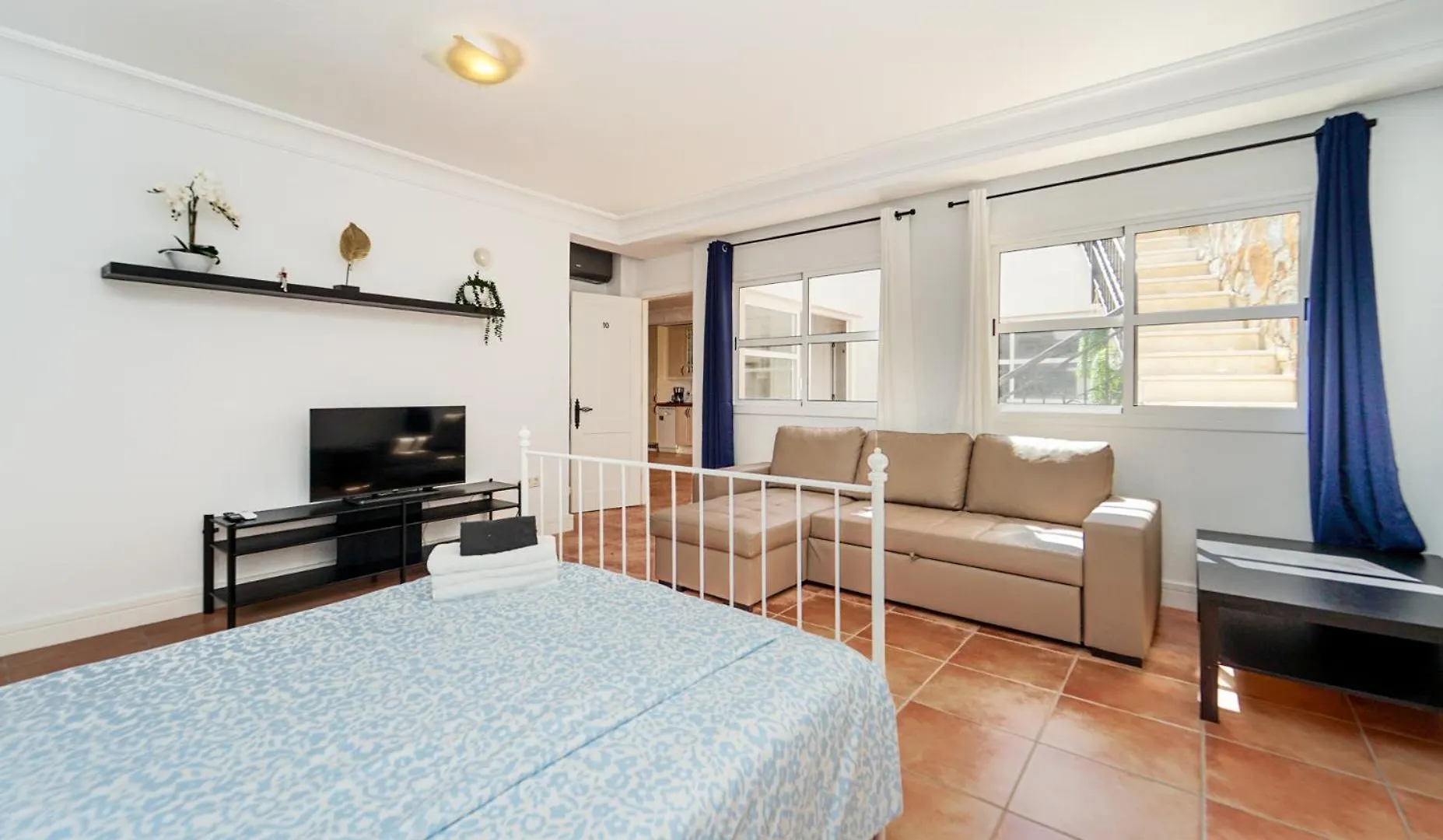 Magnificent 5-Star Very Large Luxury Villa Sea View Jacuzzi And Heated Pool Arguineguin