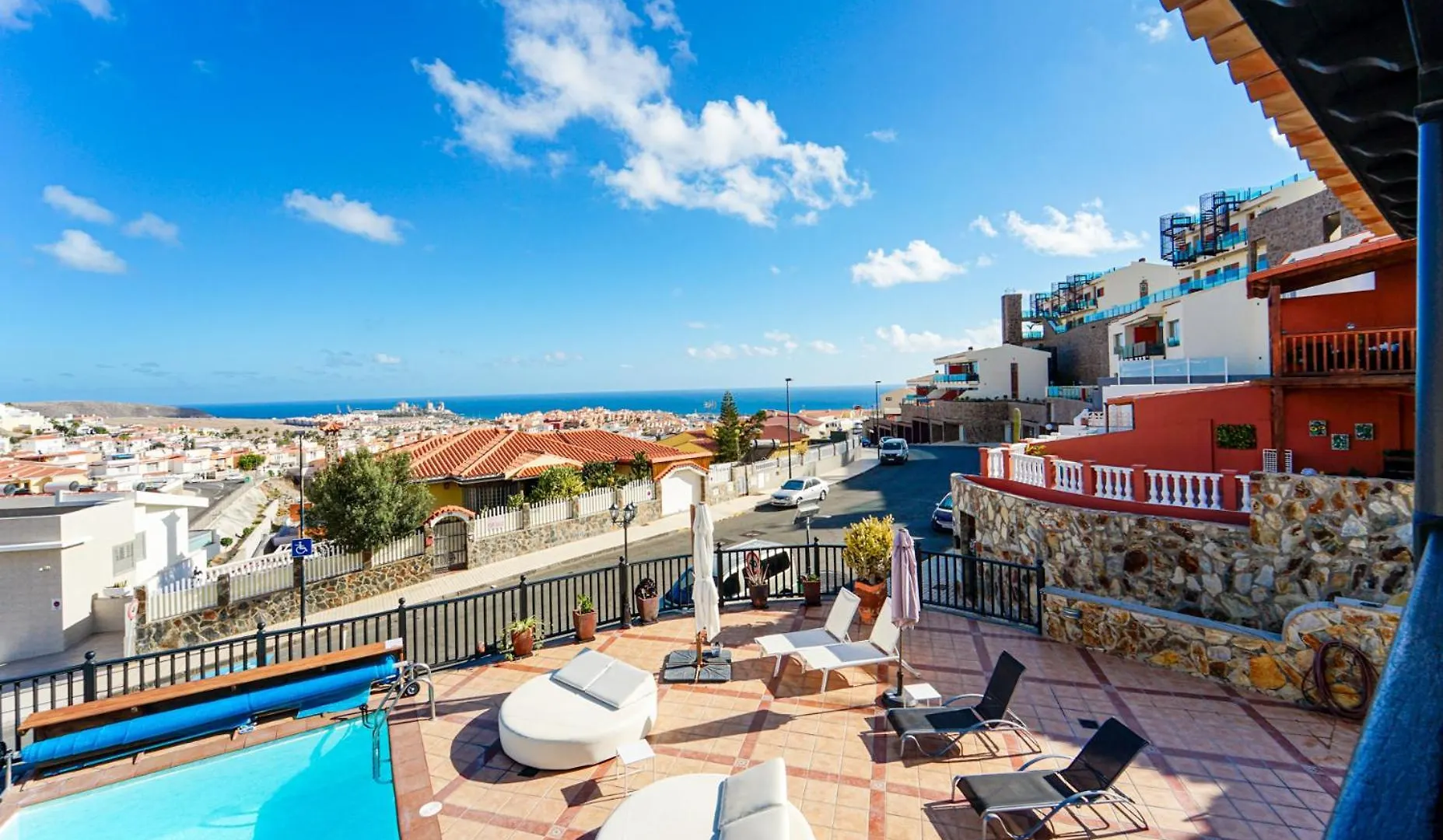 Magnificent 5-Star Very Large Luxury Villa Sea View Jacuzzi And Heated Pool Arguineguin İspanya