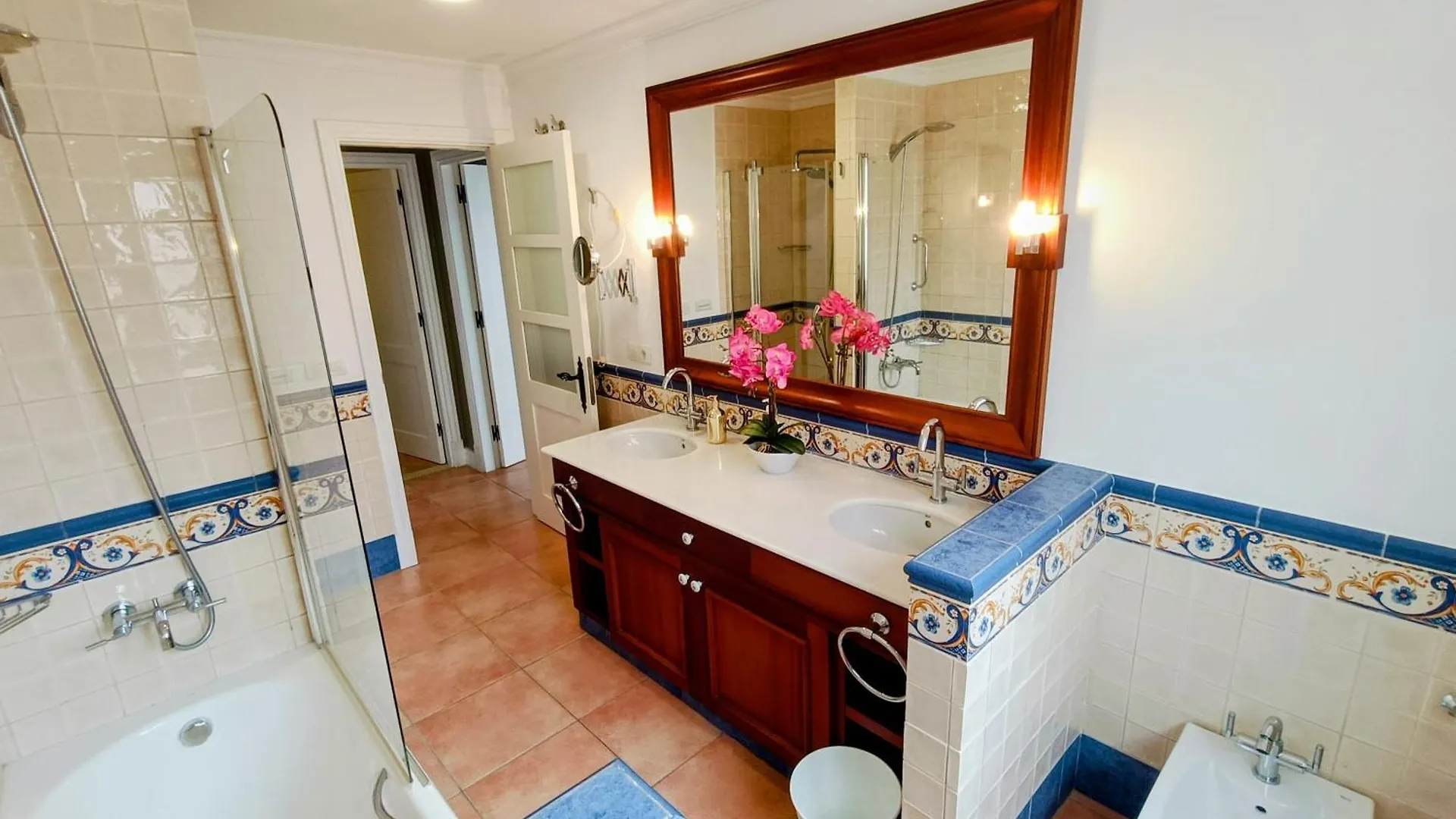 Magnificent 5-Star Very Large Luxury Villa Sea View Jacuzzi And Heated Pool Arguineguin