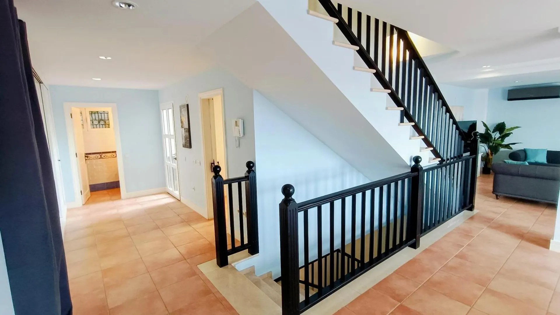 Magnificent 5-Star Very Large Luxury Villa Sea View Jacuzzi And Heated Pool Arguineguin